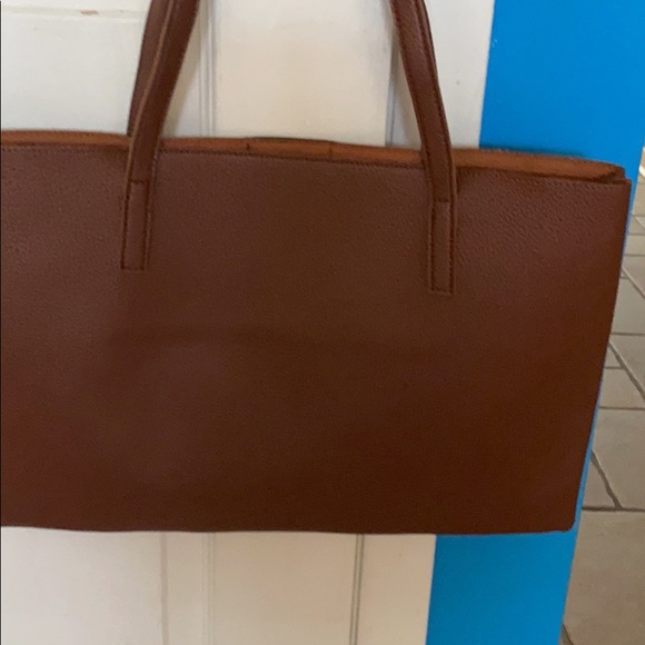 Purse - Picture 2 of 3